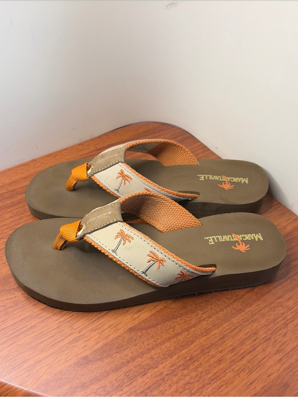 Margaritaville Womens Size 6 Orange/ Tan Flip Flop Sandals
